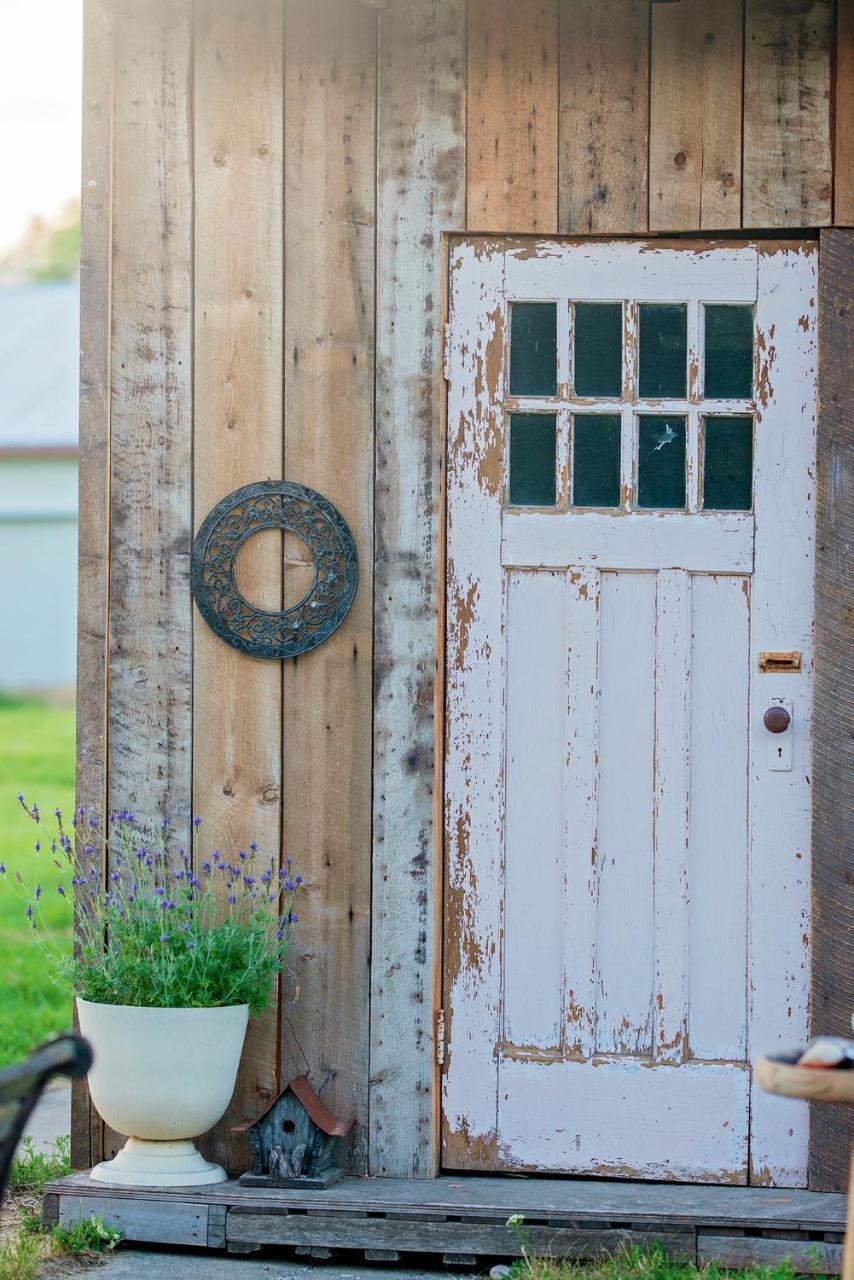 Moon Gate Guest House Whitemouth エクステリア 写真